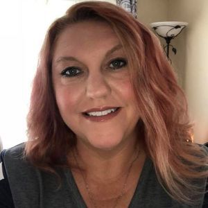 Meet your Posher, Deana